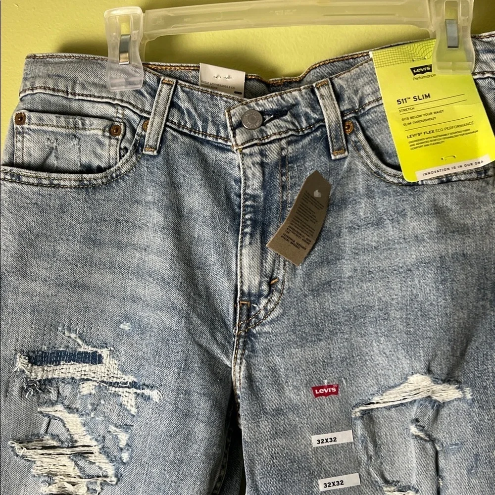 Levi's Men's Light Blue Ripped Skinny Jeans